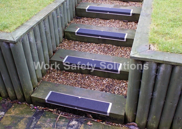 L-Shaped Bolt Down Aluminium  Plates- Anti Slip Stair Treads