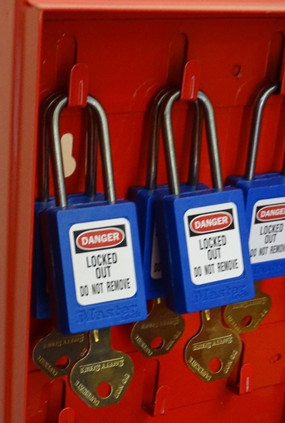 Padlock Cabinet 10 Hook