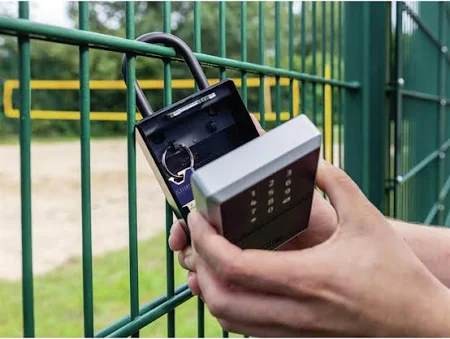 Smart Bluetooth Key Garage with Shackle 787 KEYGARAGE™