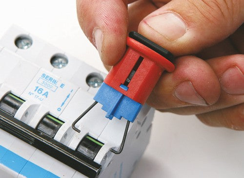Breaker Lockout - Pin In Standard CB06